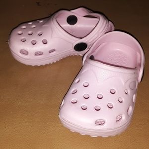 Baby crocs